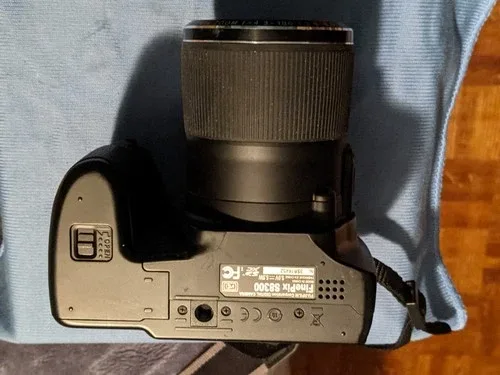 Fujifilm FinePix S8300 Digital Camera image indicator(8)