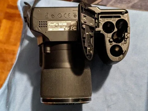 Fujifilm FinePix S8300 Digital Camera image indicator(10)