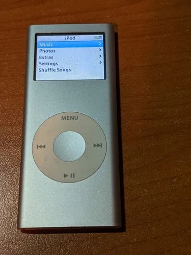 Apple iPod Nano 2nd Generation A1199 4GB image indicator(2)