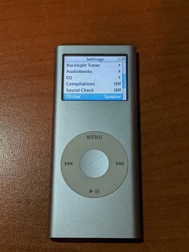 Apple iPod Nano 2nd Generation A1199 4GB image indicator(4)