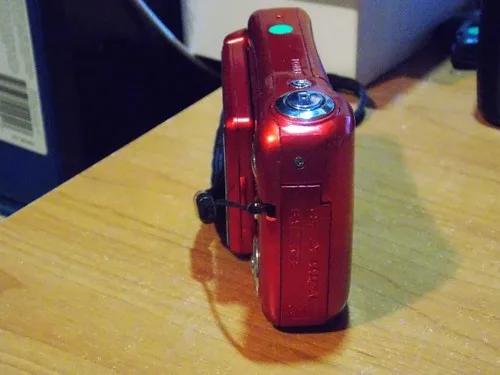 Vivitar VXX14 Digital Camera 20 MegaPixel Red image indicator(7)