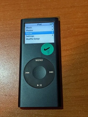 Apple iPod Nano 2nd Generation A1199 8GB image indicator(2)