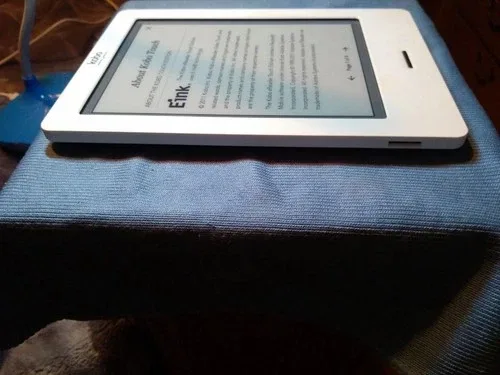 Kobo N905 Touch E-Reader 6" WiFi + Case image indicator(7)