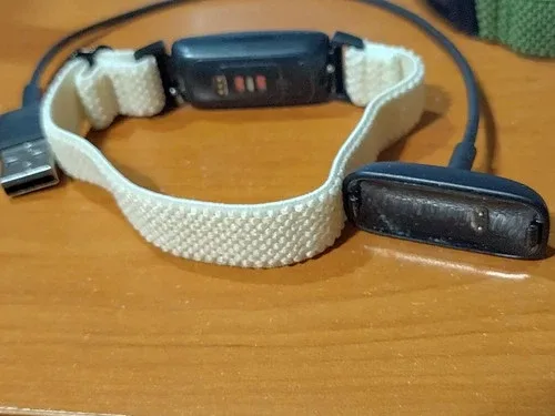 Fitbit Inspire 2 Activity Tracker - Black FB418, LIGHTLY USED image indicator(6)