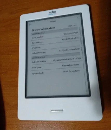 Kobo N905 Touch E-Reader 6" WiFi w/ Case
