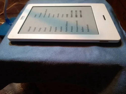 Kobo N905 Touch E-Reader 6" WiFi w/ Case image indicator(5)