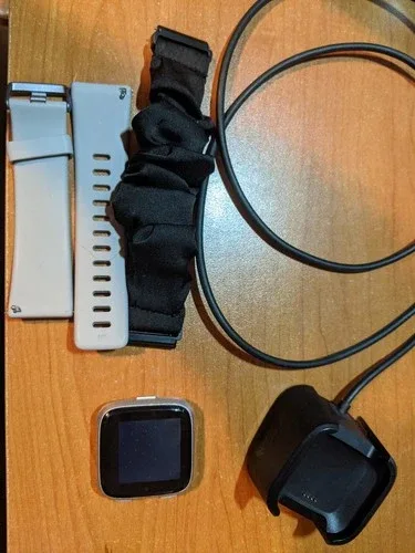 Fitbit Versa 1, Health Fitness Smartwatch W/ Charger image indicator(2)