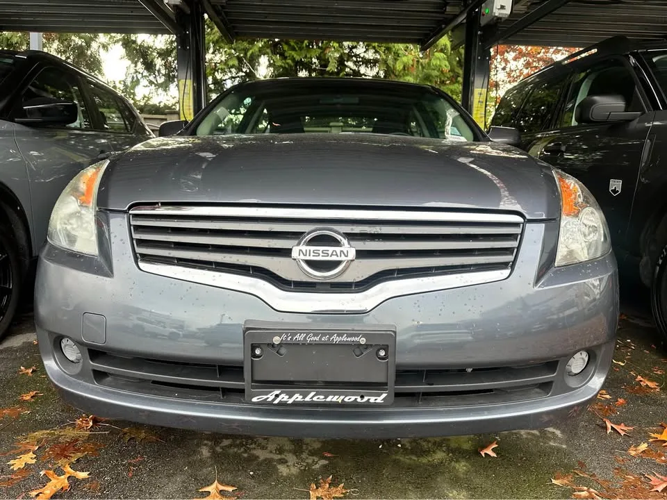 2009 Nissan Altima image indicator(3)