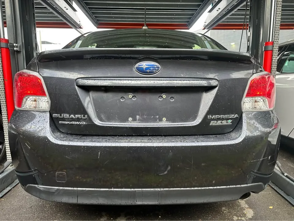 2015 Subaru Impreza Sport 5MT AWD image indicator(8)