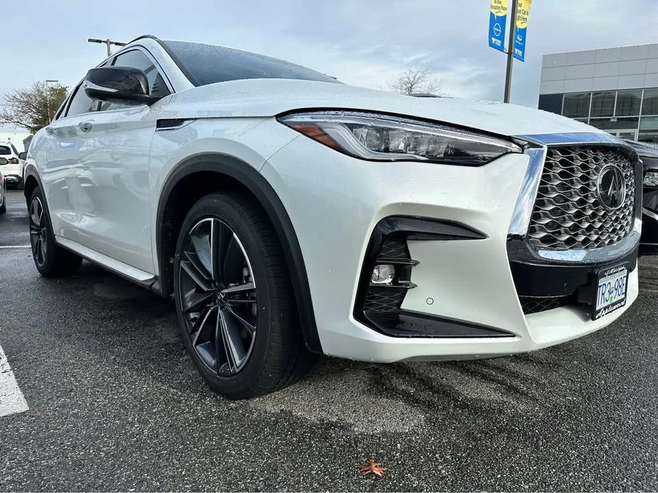 2025 Infiniti INFINITI QX55 image indicator(5)