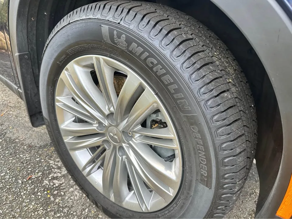 2024 Mitsubishi Outlander PHEV image indicator(10)