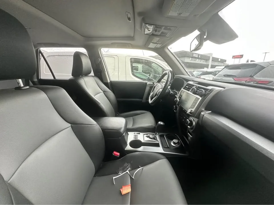 2021 Toyota 4Runner image indicator(4)