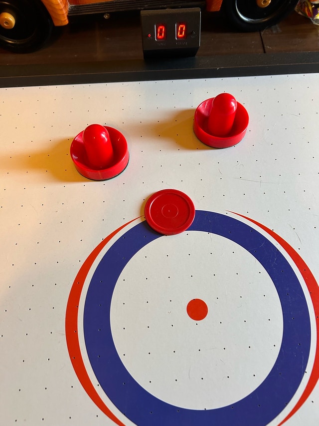 Air Hockey table - photo 2