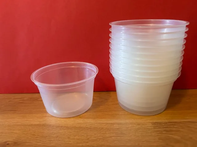 4oz plastic cups