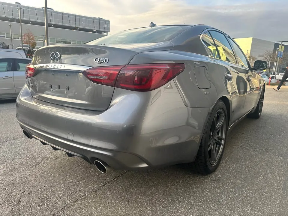 2022 Infiniti Q50 Luxe AWD image indicator(10)