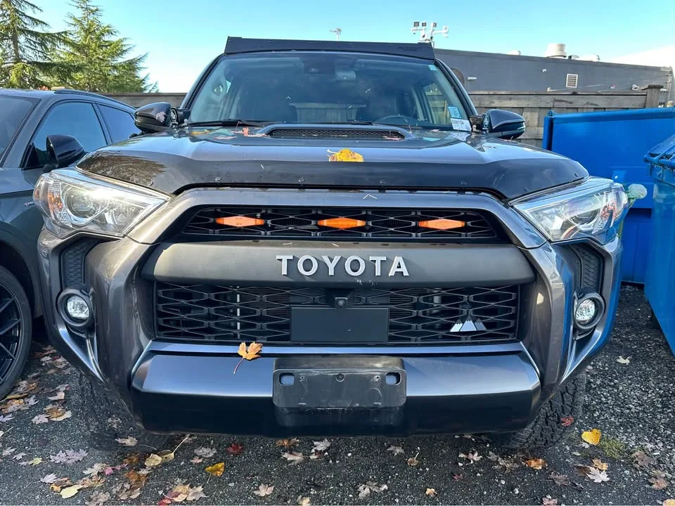 2023 Toyota 4Runner TRD Pro image indicator(2)