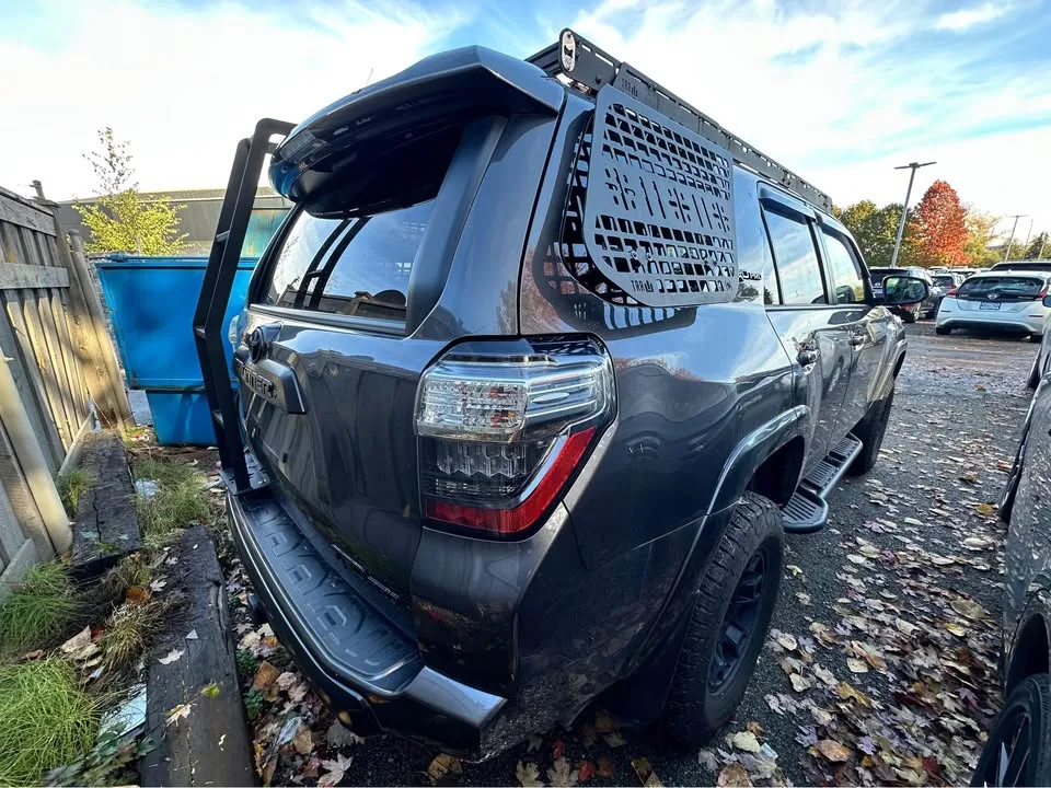 2023 Toyota 4Runner TRD Pro image indicator(7)