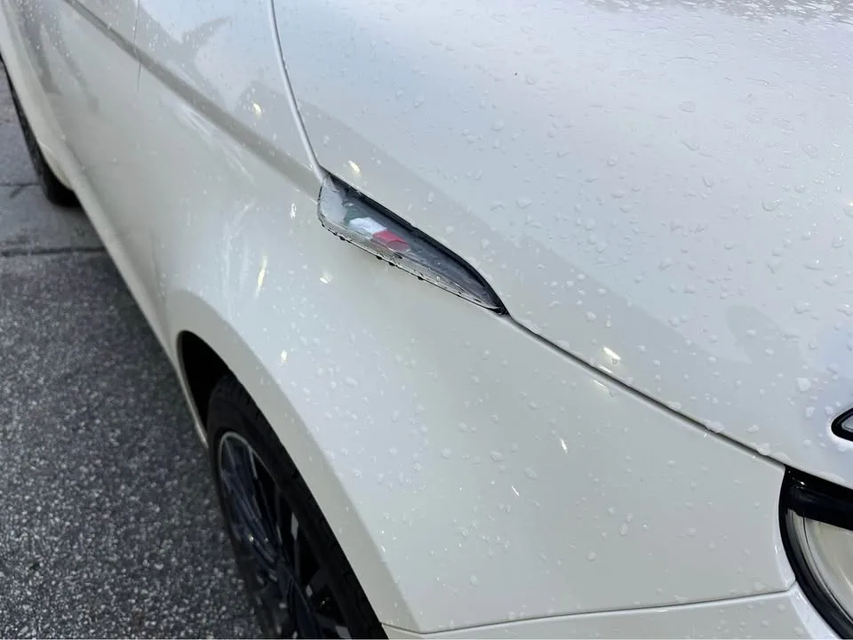 2024 Fiat 500E image indicator(8)