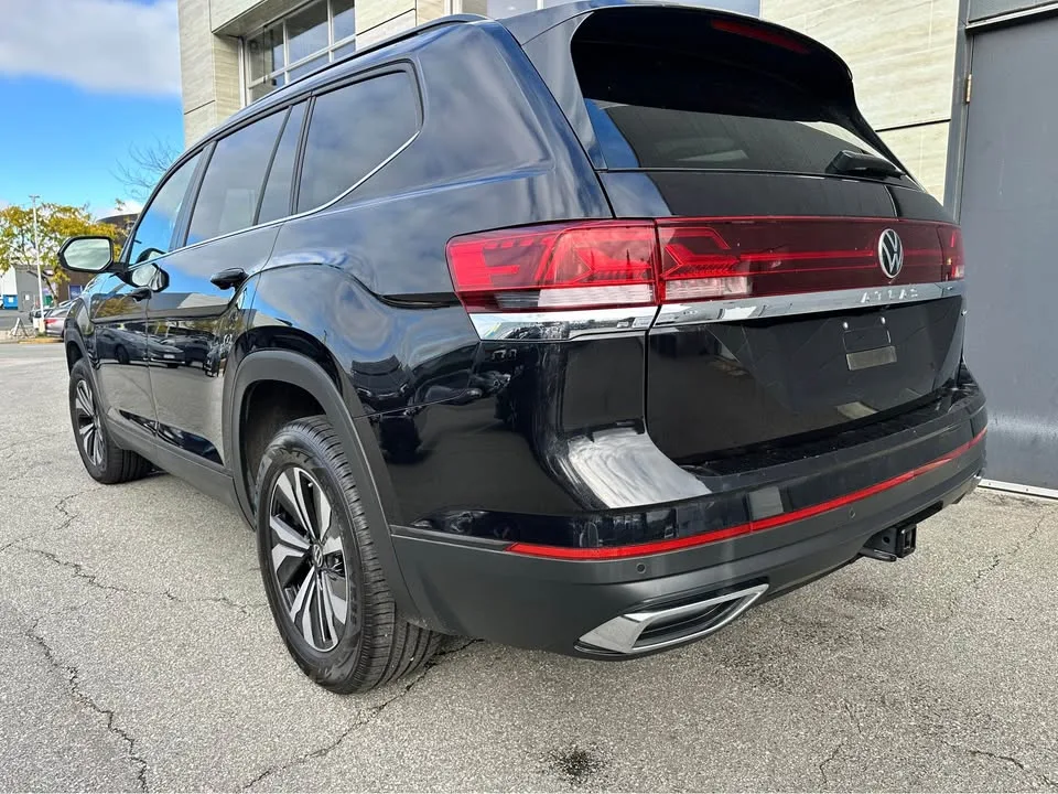 2024 Volkswagen Atlas image indicator(8)