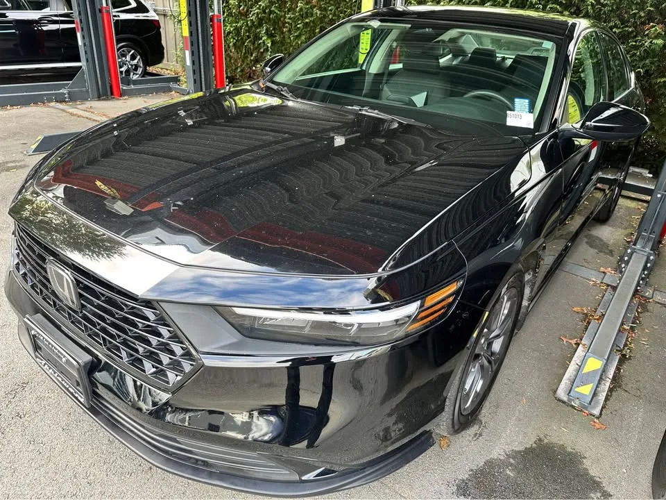 2024 Honda Accord EX Sedan image indicator(4)