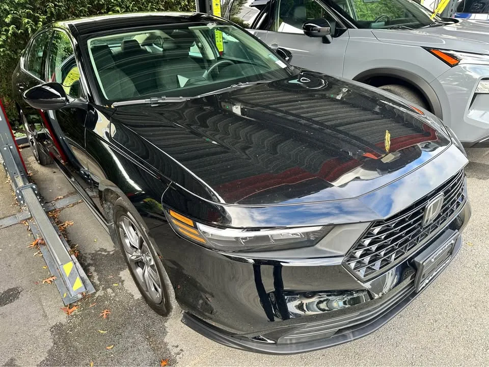 2024 Honda Accord EX Sedan image indicator(5)