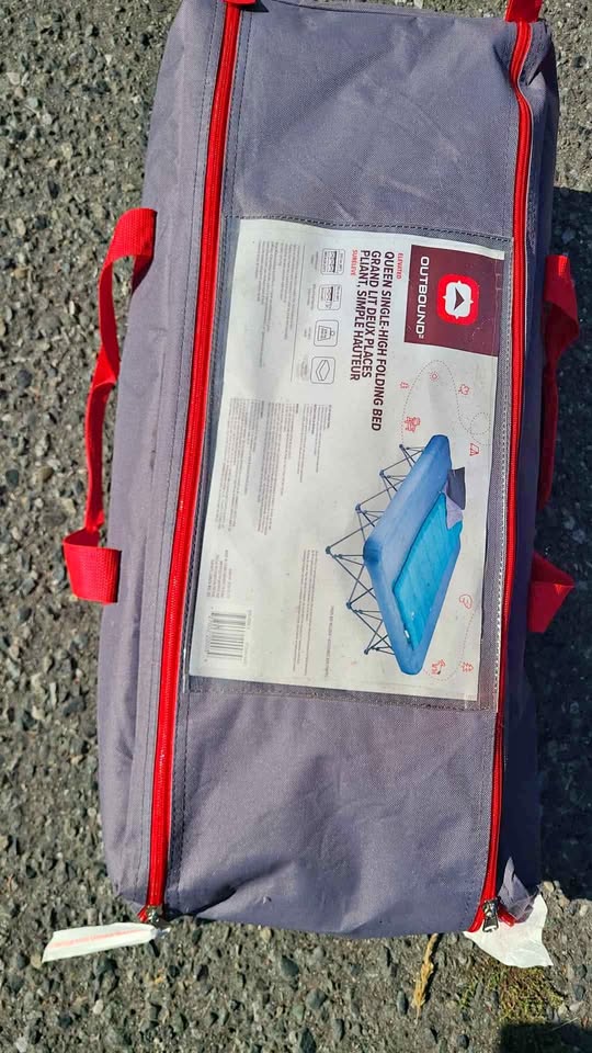Queen size folding bed base