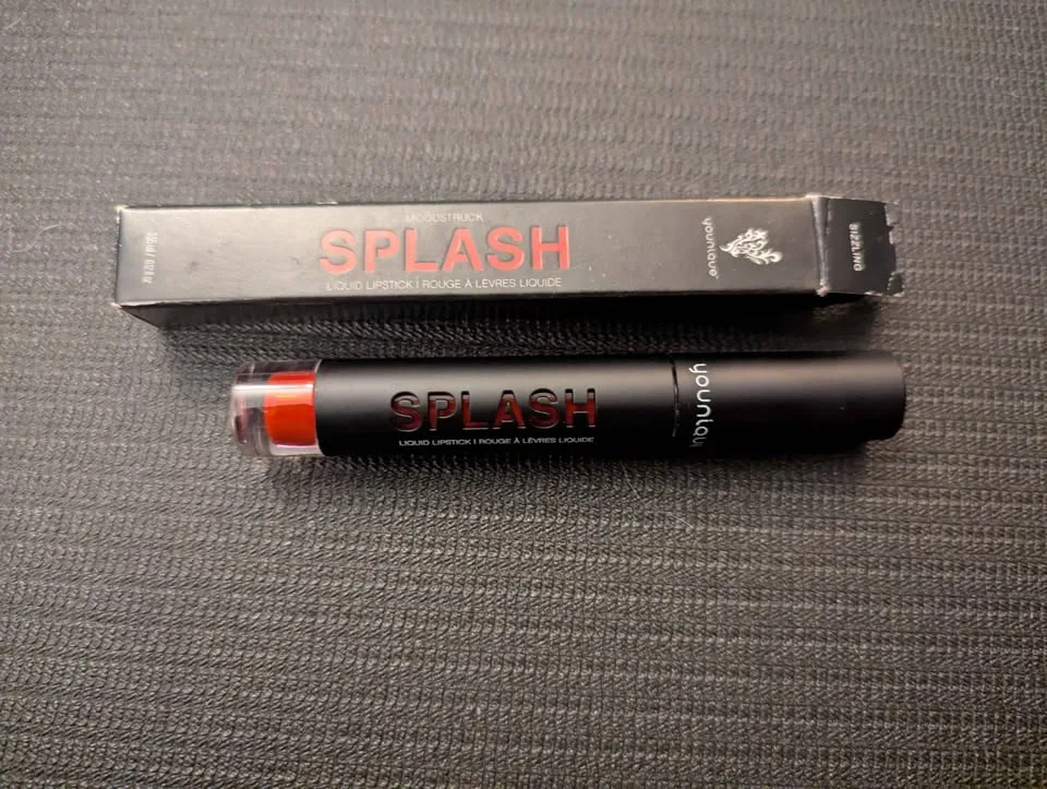New in Box - Younique Splash Lipstick "Successful" image indicator(2)