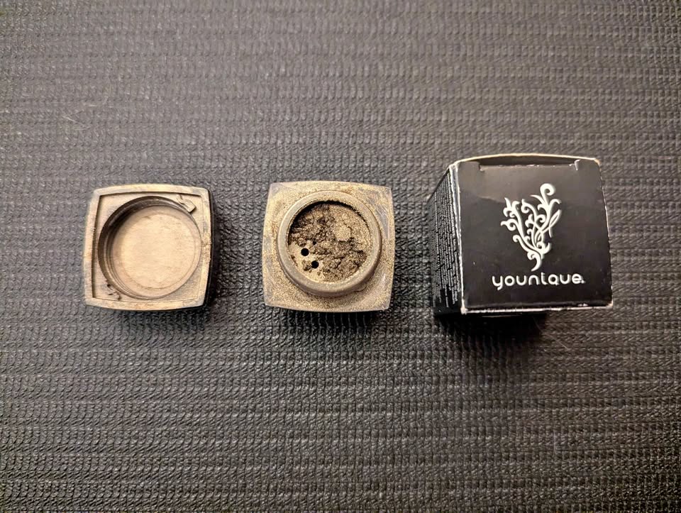 New - Younique Moodstruck Mineral Pigment Eye Shadow - New