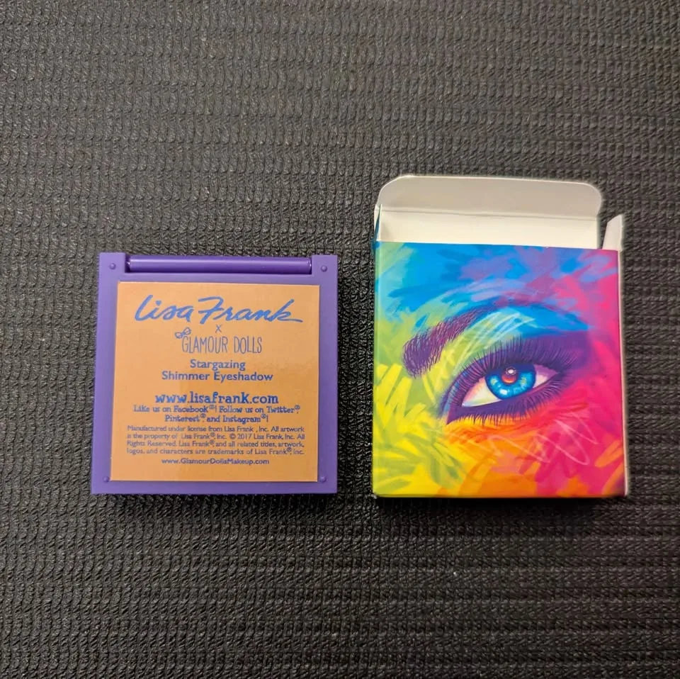 New - Lisa Frank Glamour Dolls Eyeshadow Palette - Hearthrob image indicator(2)