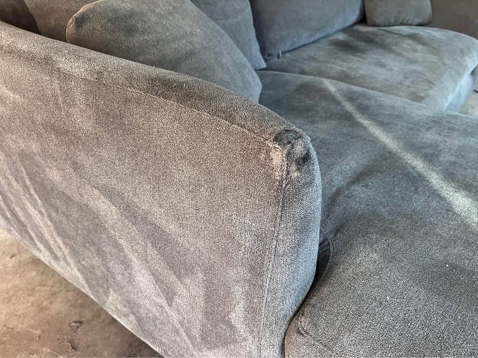 FREE DELIVERY - Gray Sectional Sofa - photo 5