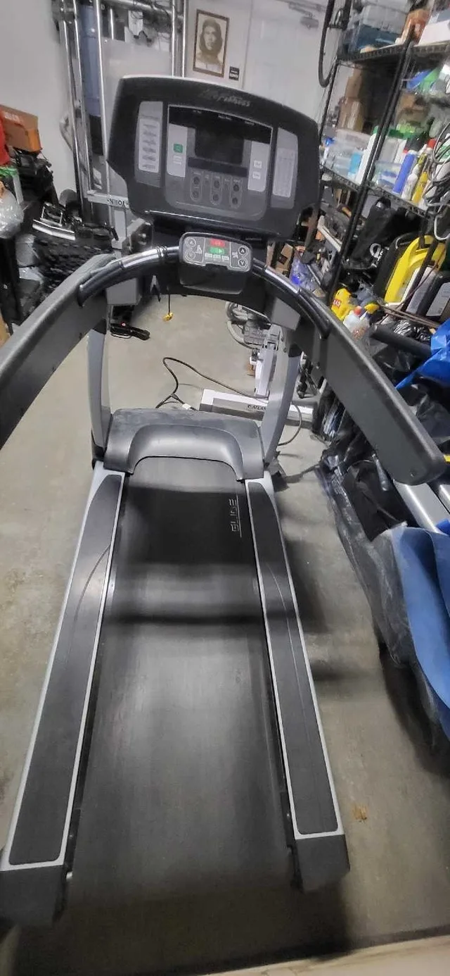 Life fitness treadmill image indicator(2)