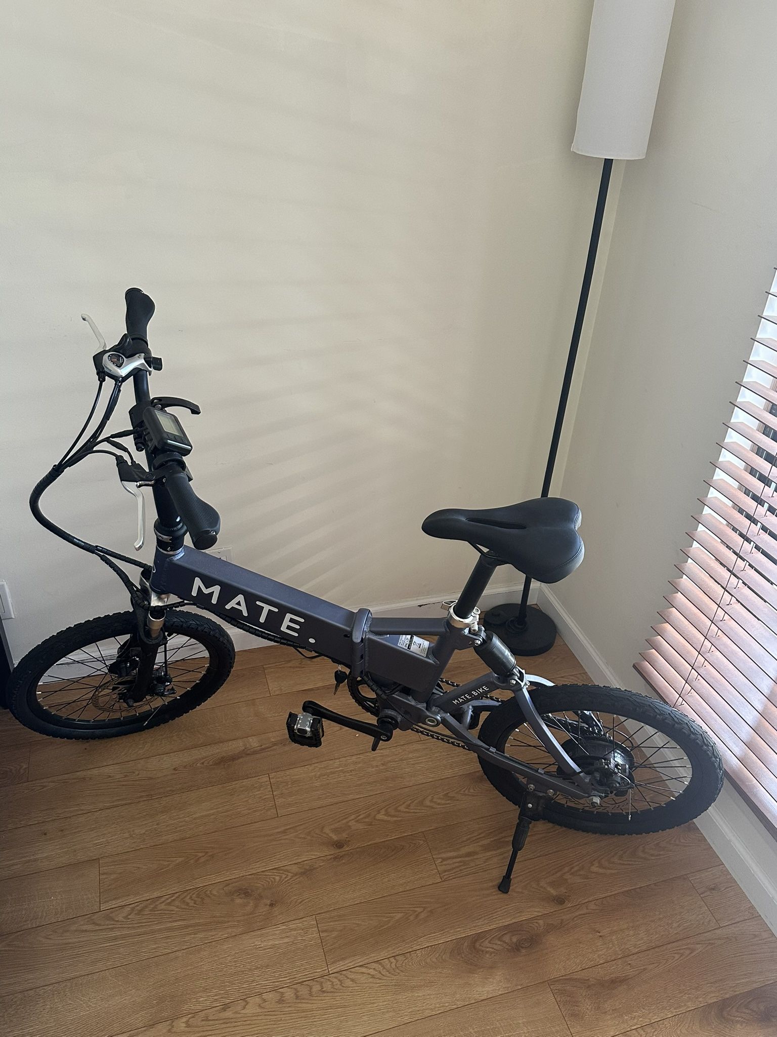 Mate City E-bike 4 Sale