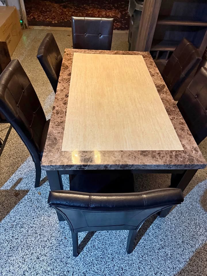 Dining room table