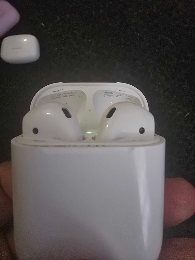 Air Pods - photo 3