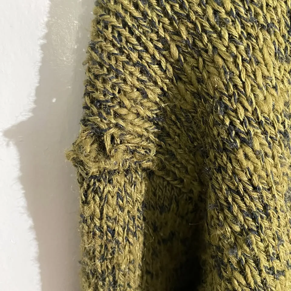 Vintage mock neck sweater image indicator(3)