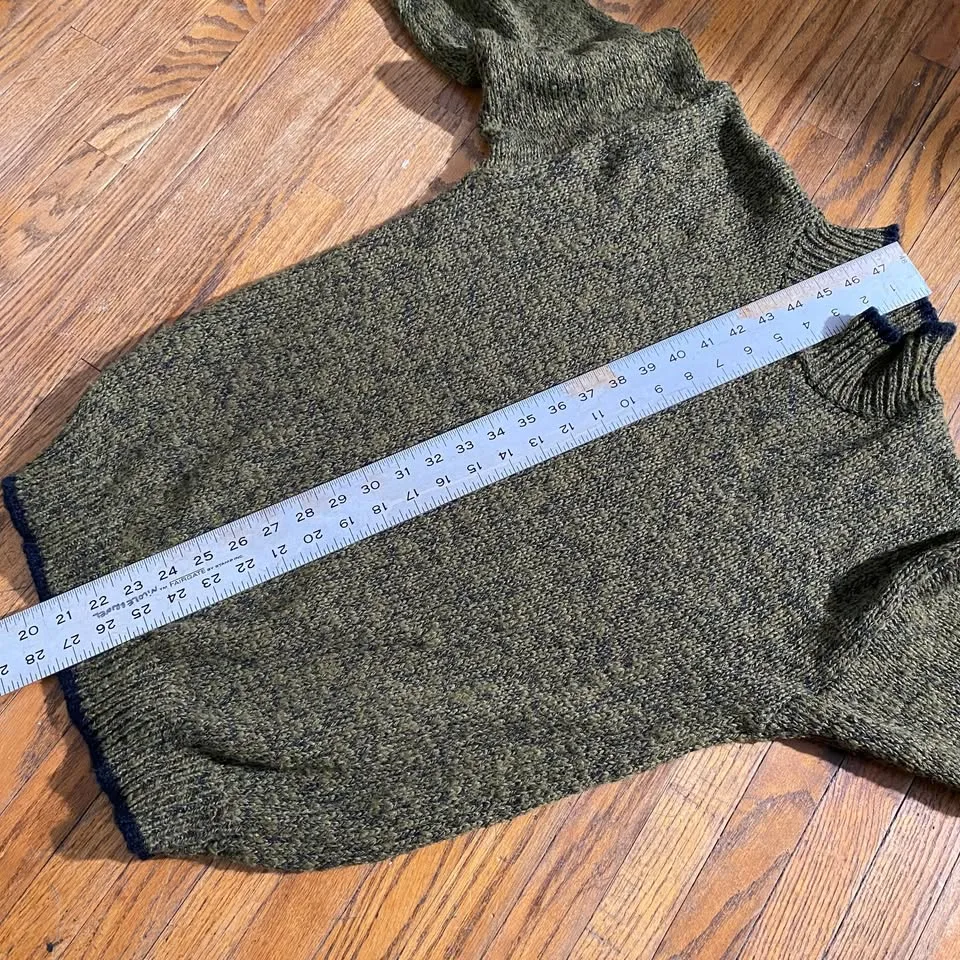 Vintage mock neck sweater image indicator(5)