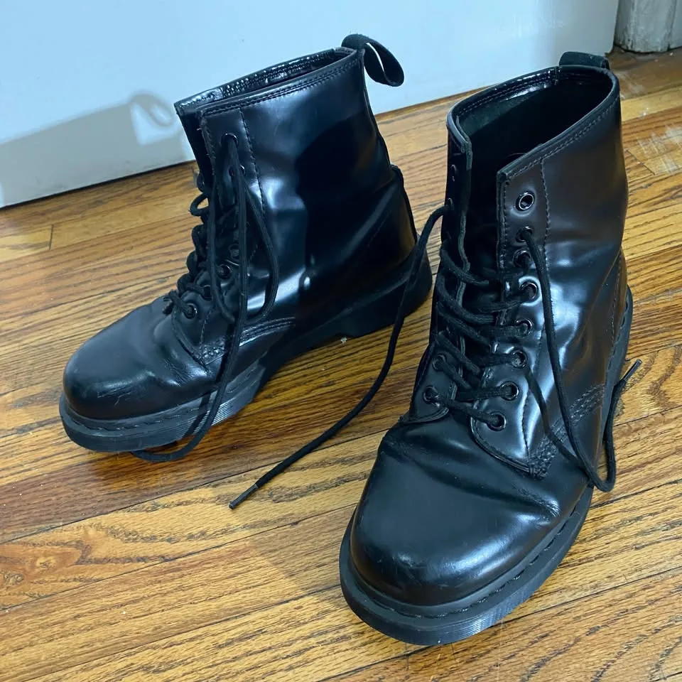 Dr Martens Sinclair Black size 9 womens image indicator(3)