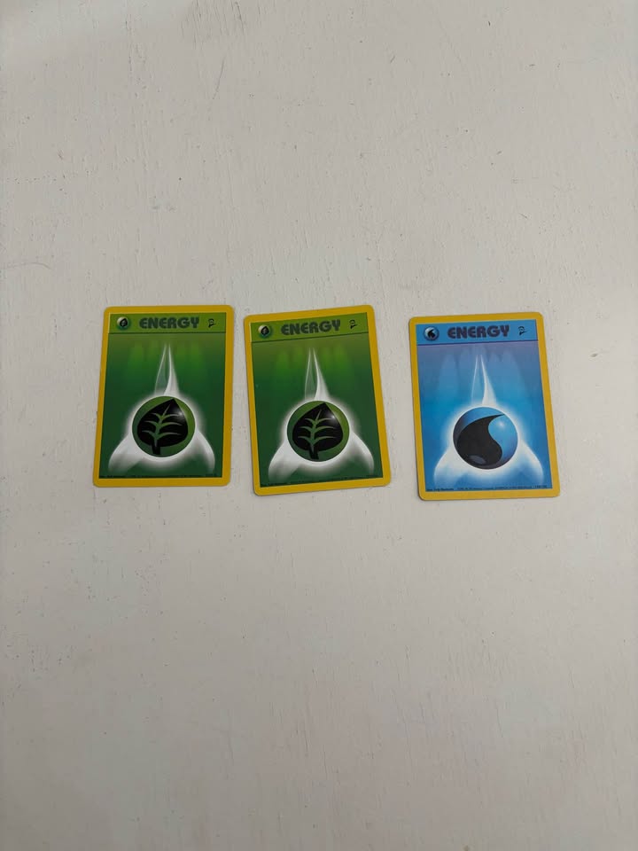 Pokémon Trading Cards Base Set 2 17/130, 23 total - photo 2