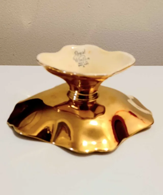 Vtg. Royal Winton Porcelain Bonboniere image indicator(4)