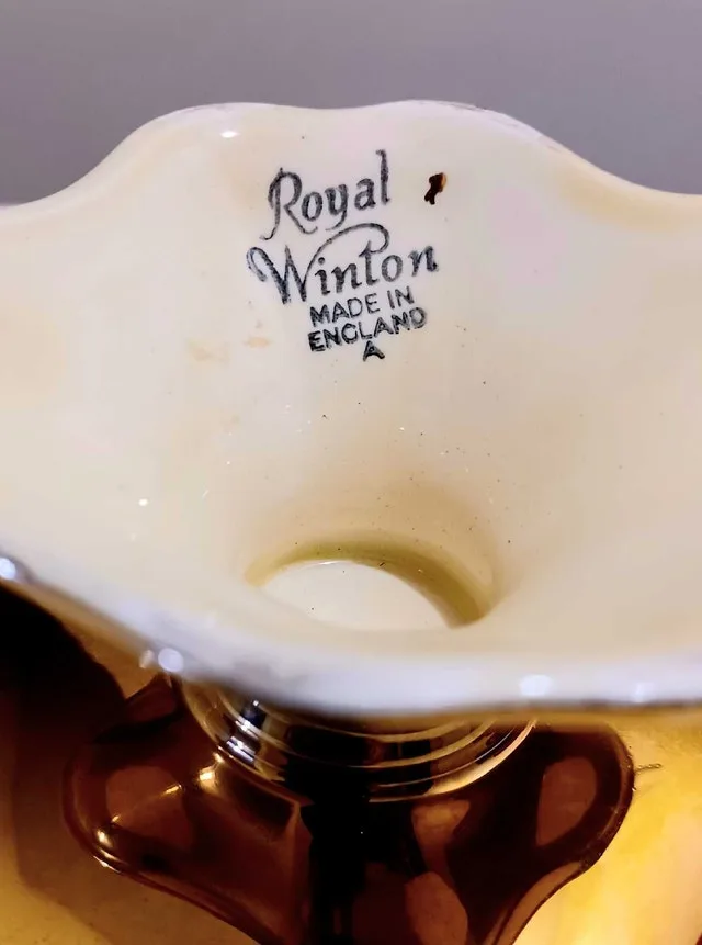 Vtg. Royal Winton Porcelain Bonboniere image indicator(5)