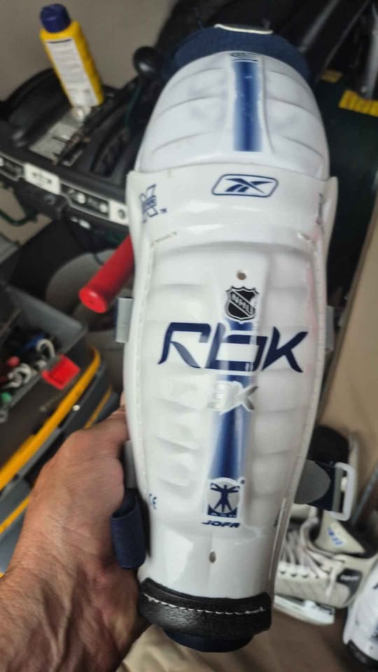 Kids hockey gear - photo 3