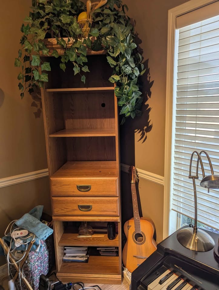 Book shelves/ dressers/ tables/ please read first - photo 2