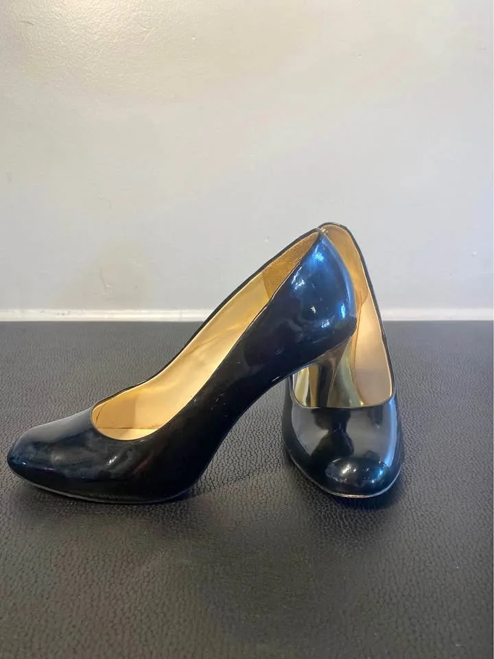 Ted Baker London Black & Gold Heels – Size US 8.5
