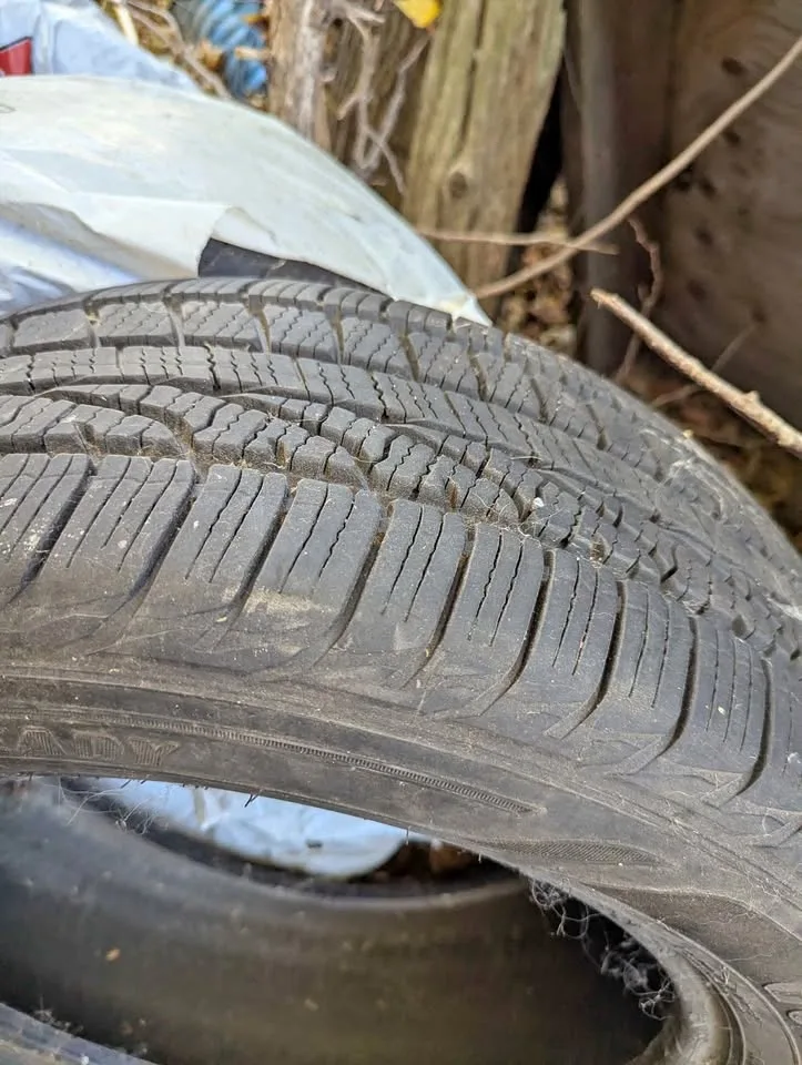 Tires Goodyear weather ready all season. Tires used one summer 2