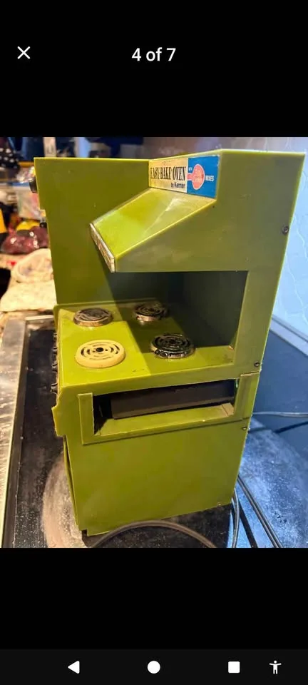 Vintage 1970s Green Kenner Easy-Bake Oven image indicator(4)