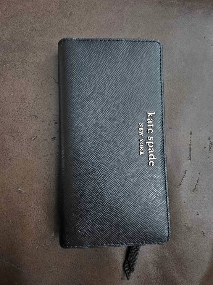 $30 Kate Spade card wallet Pick up Markham & Eglinton
