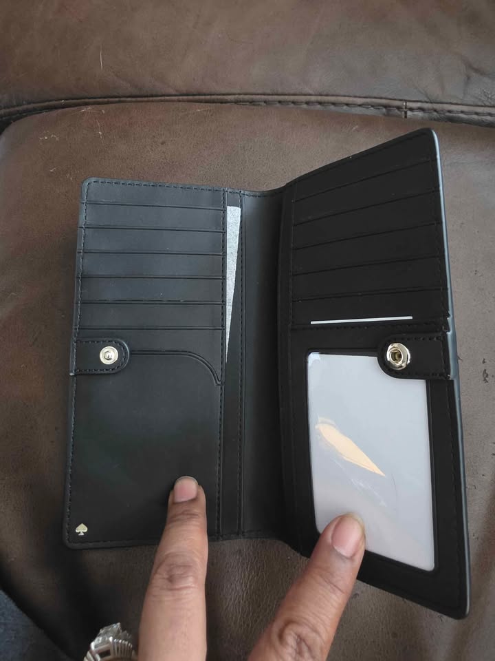 $30 Kate Spade card wallet Pick up Markham & Eglinton - photo 3