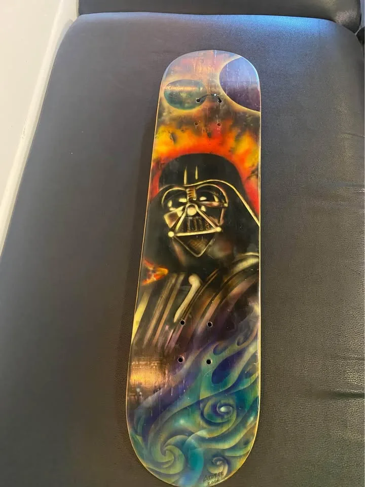 Disney Star Wars Stormtrooper Money Box & Skateboard image indicator(9)