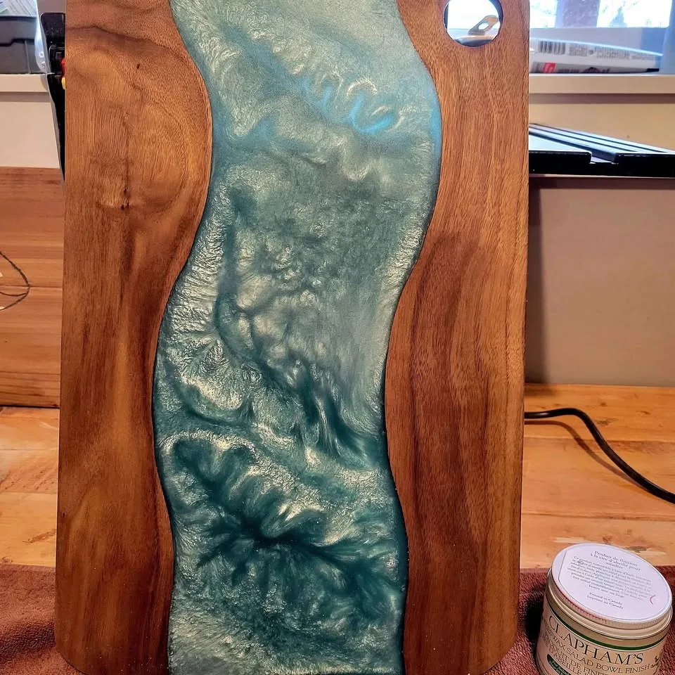 Summer Vibes, Served in Style – With a Splash of Epoxy! image indicator(4)