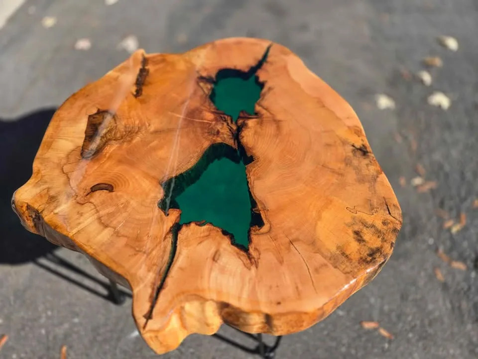 Magnificent Maple Transparent Jade Side Table image indicator(5)